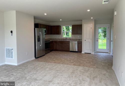 293 Sedimentary Rock Rd, Dover, DE 19904-3645
