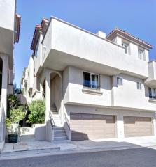 1011 Monterey Blvd, Hermosa Beach CA  90254-3783 exterior