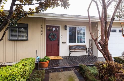 1520 Stevely Ave, Long Beach, CA 90815-4926