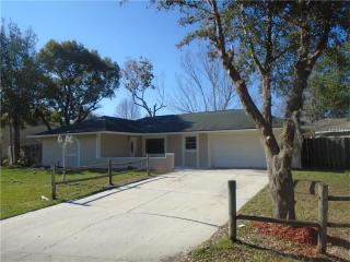 625 Mckinley Ct, Kissimmee FL  34758-3235 exterior