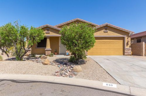 840 Cierra Cir, San Tan Valley, AZ 85143-6106