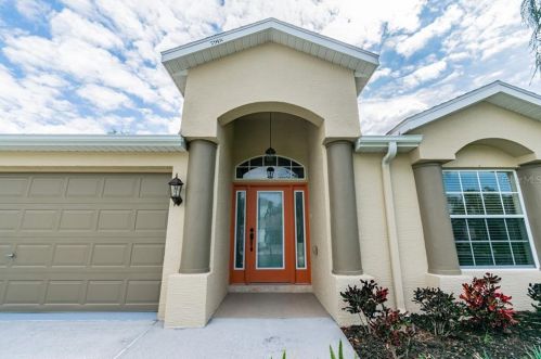 7918 Harbor Bridge Blvd, New Port Richey, FL 34654-6370