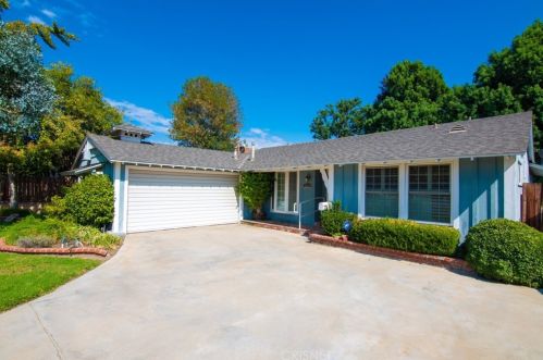 6650 Columbus Ave, Van Nuys, CA 91405-4516