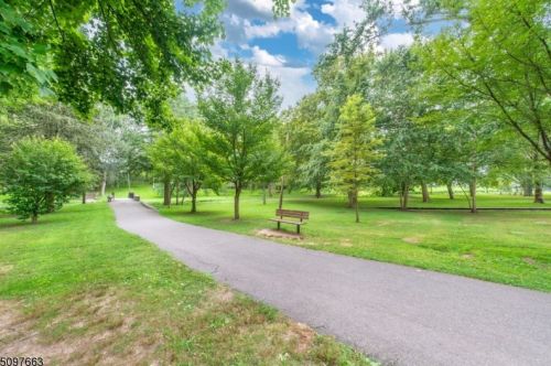 66 Ravine Ave, Nutley NJ  07110-2934 exterior