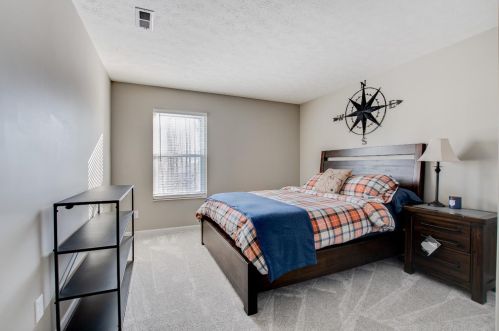 1513 Thornberry Rd, Amelia OH  45102-1772 exterior