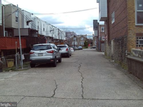 5851 Hope St, Philadelphia PA  19120-2411 exterior
