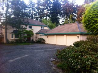 15819 Evergreen Hwy, Vancouver, WA 98683-9215