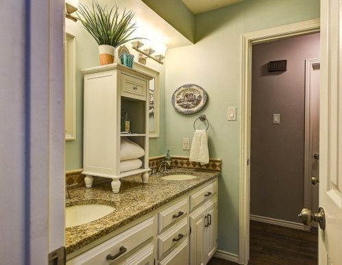 1218 Huntington Dr, Richardson TX  75080-2929 exterior