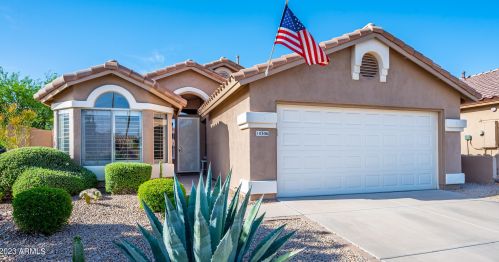 10306 Karen Dr, Scottsdale, AZ 85255-8562