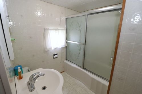 1119 Wills Ave, New Kensington PA  15068-3830 exterior