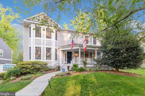 610 Poplar Dr, Falls Church VA  22046-2838 exterior