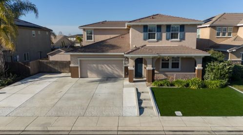 813 Golden Pond Dr, Manteca CA  95336-8284 exterior
