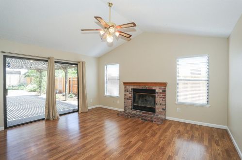 603 Crystal Springs Dr, Woodland CA  95776-5772 exterior