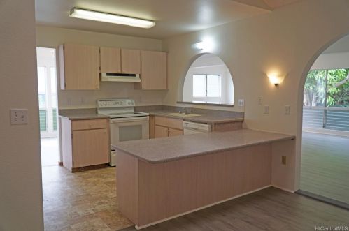 98-1942 Kaulahao St, Aiea, HI 96701-1653