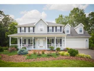 311 Glen Oaks Dr, Johnson City, TN 37615-3781