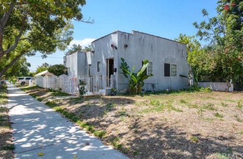 354 Acacia Ave, Glendale, CA 91205-0031