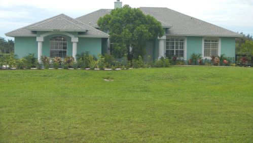 19551 Skyhawk Ln, Town Of Loxahatchee Groves, FL 33470-2549