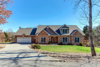 215 Daksi Ln, Loudon, TN 37774-2578