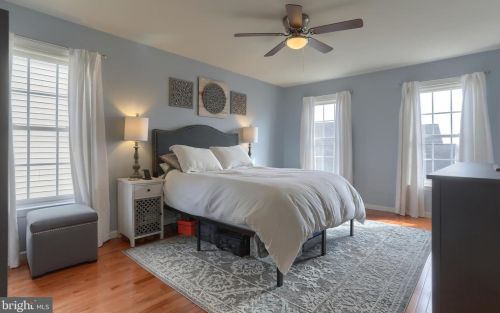 302 Witwer Way, Mount Joy PA  17552-1162 exterior