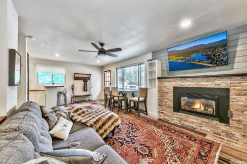 2530 William Ave, South Lake Tahoe CA  96150-7636 exterior