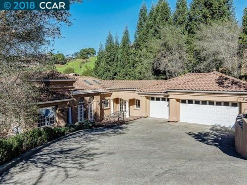 99 Tiger Tail Ct, Orinda, CA 94563-1420