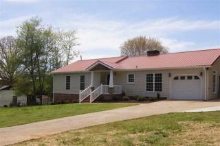 2814 Brushy Creek Rd, Easley SC  29642-8718 exterior