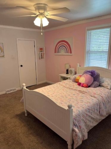 257 6th St, Connellsville PA  15425-2528 exterior