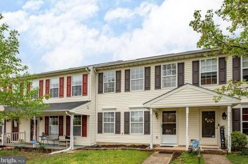 9907 Blade Ct, Fredericksburg, VA 22408-9201