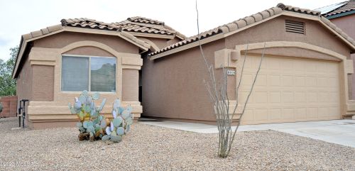 8028 Star Catcher Dr, Tucson, AZ 85743-1500