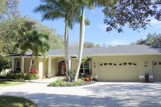 2259 Shadow Wood Ln, Sarasota, FL 34240-9331
