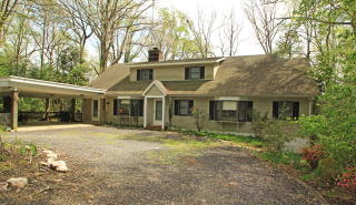 3883 Black Stump Rd, Weems, VA 22576-2017