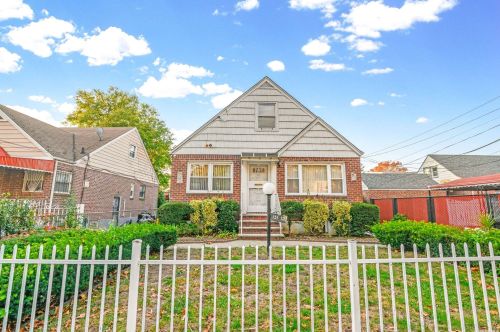 131-12 232nd St, Jamaica, NY 11413-2109