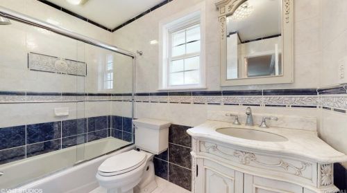 828 Sherry Dr, Valley Cottage NY  10989-2202 exterior