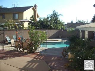 1208 Earl Cir, Anaheim, CA 92806-2216