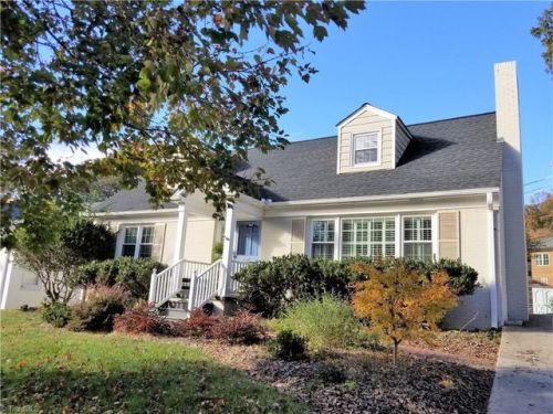 622 Myers Ln, Greensboro, NC 27408-7522