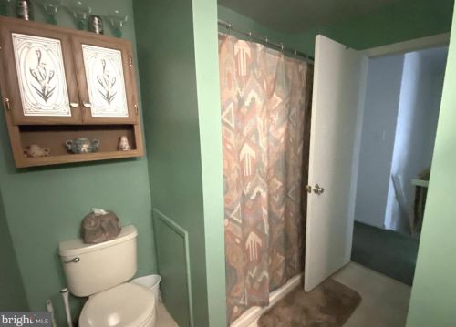 19 Tyler Ln, Berlin Boro NJ  08009-9463 exterior