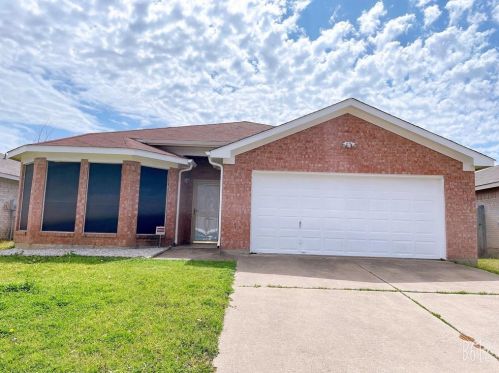 2355 Laurelhill Ln, Fort Worth, TX 76133-8192