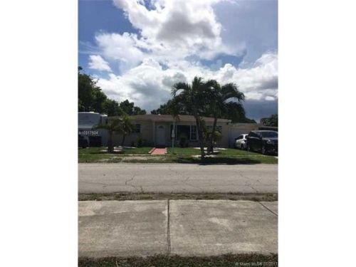 3530 4th Ave, Hialeah, FL 33012-4351
