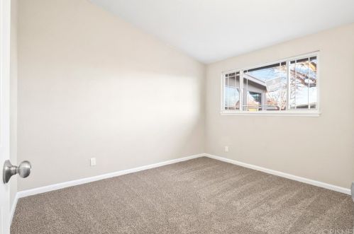 403 Lingard St, Lancaster CA 93536-1405 exterior