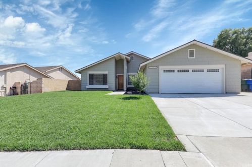 2249 Universal Ave, San Bernardino, CA 92407-2452
