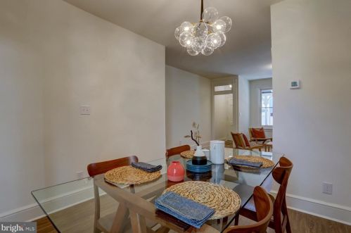 527 Howard Ave, Lancaster PA  17602-4421 exterior