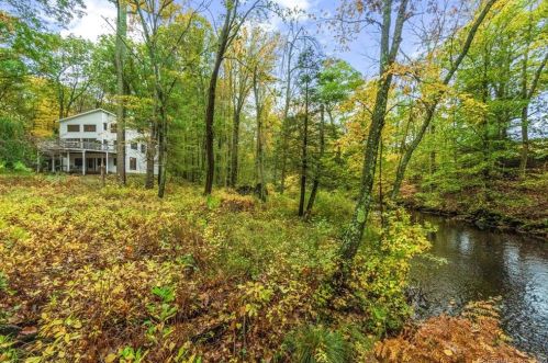 60 Cow Pen Hill Rd, Deep River CT  06419-1306 exterior