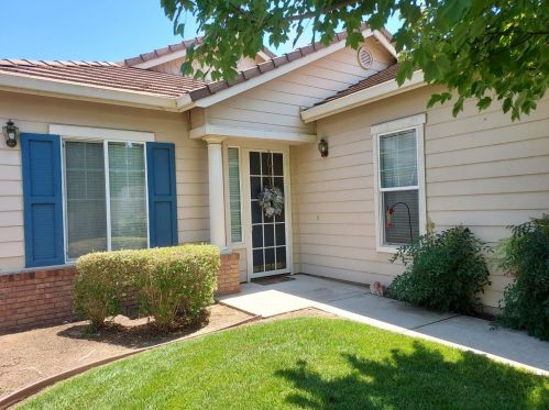 385 Sand Dune Way, Ripon, CA 95366-9369