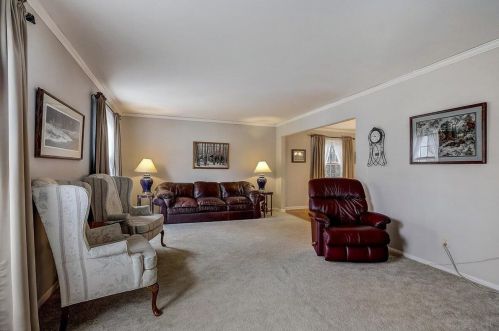 1226 Wedgewood Dr, Waukesha WI  53186-6753 exterior