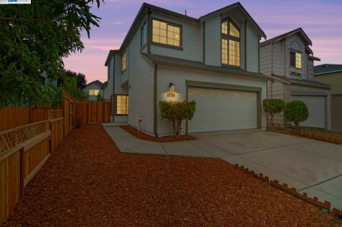 24567 Eden Ave, Hayward, CA 94545-2302