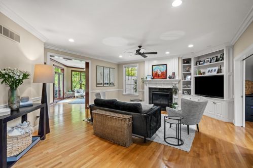 3466 Reeves Dr, Covington KY  41017-9436 exterior