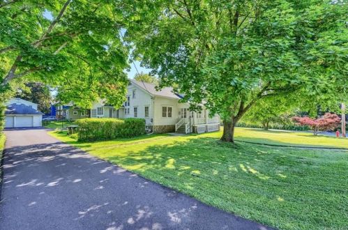 41 Goshen Ave, Washingtonville NY  10992-1117 exterior