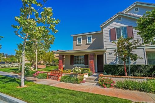 27486 Riverside Ln, Santa Clarita, CA 91354-1890