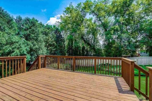 2601 Westbrook Ln, Madison WI  53711-4170 exterior