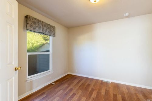 14 Ellie Dr, Santa Rosa CA  95403-1111 exterior